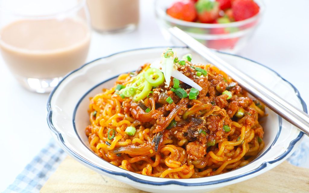 Mì Trộn Tỏi Phi Kiểu Hàn